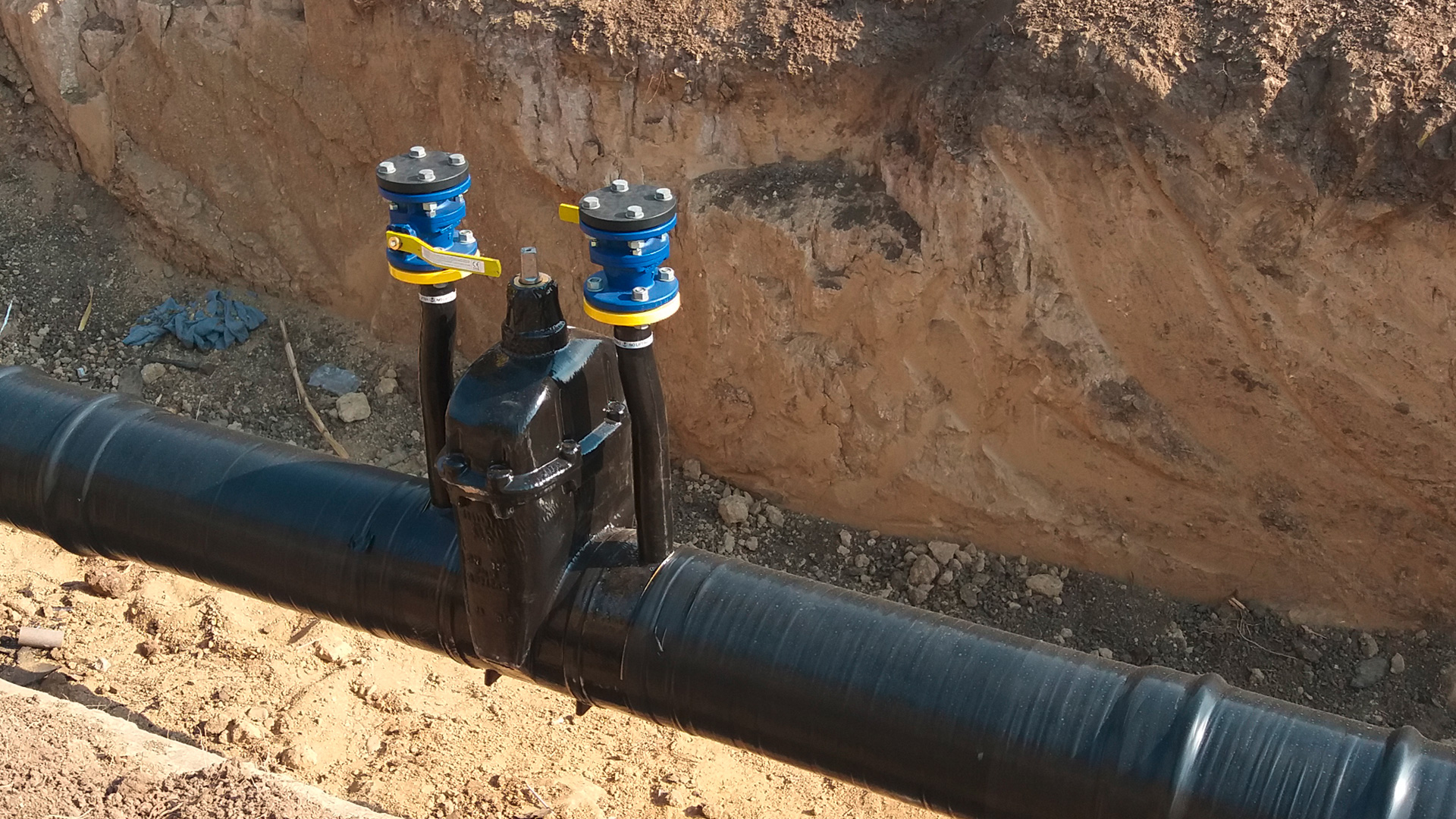 AVK gate valve for gas with purge points installed in Brno, Czech Republic