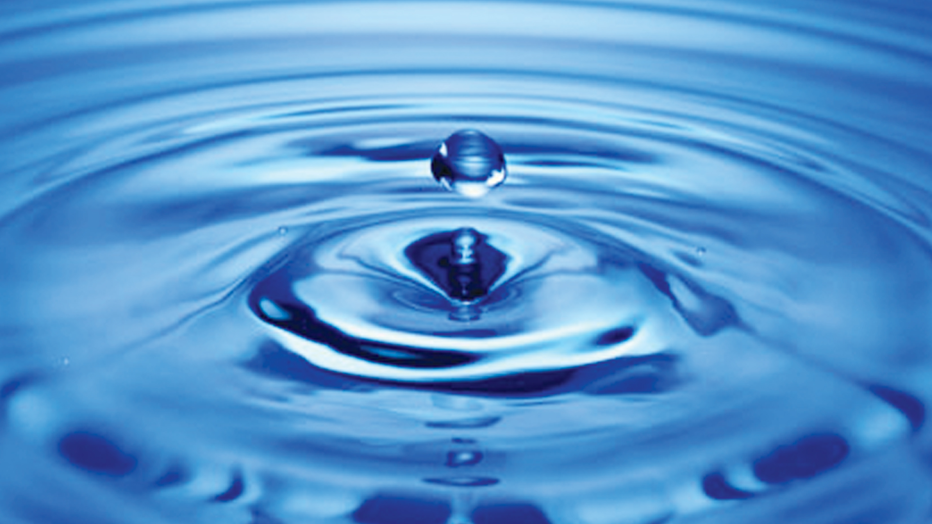 Drop water in blue water