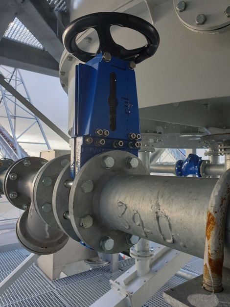 High-quality, custom-made AVK knife gate valves have been delivered for a sand extraction classification plant in the Netherlands