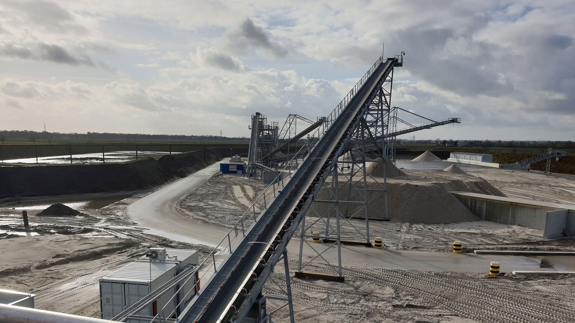 AVK knife gate valves for sand extraction