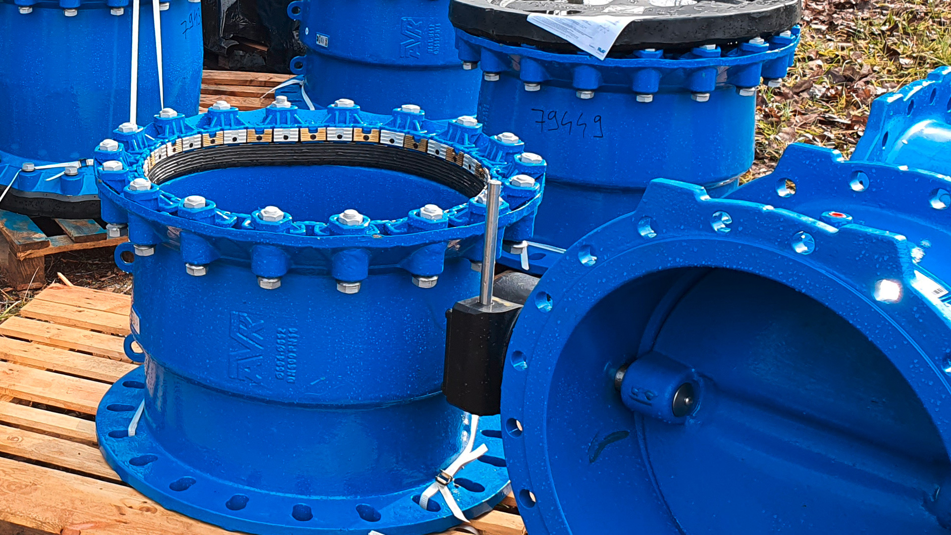 AVK products delivered to water transmission pipeline reconstruction project