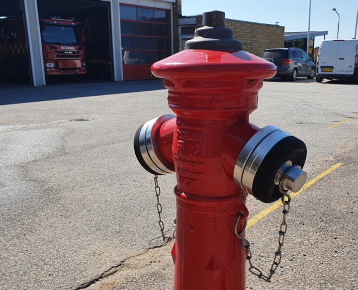 VIDI Caps on fire hydrant allow for remote monitoring of use of the hydrant - AVK Smart Water