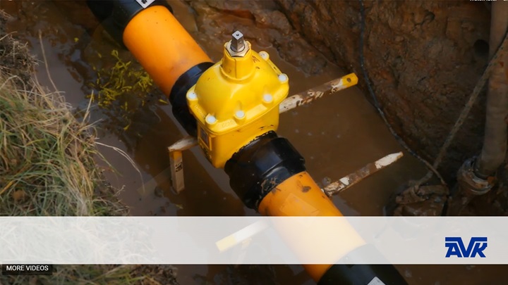 Installation of Gate Valves with PE ends - thumbnail