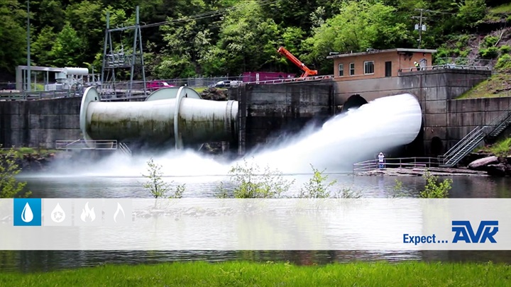 Summersville dam outlet of water