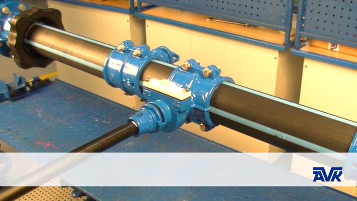 Under pressure with a Supa Lock tapping head with blade shut-off